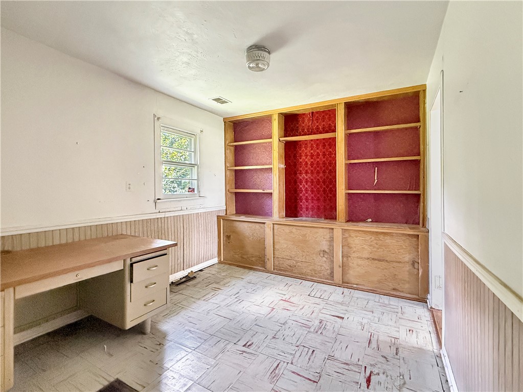 3114 Lakeland Road Decatur, IL 62521 - Photo 13 of 22