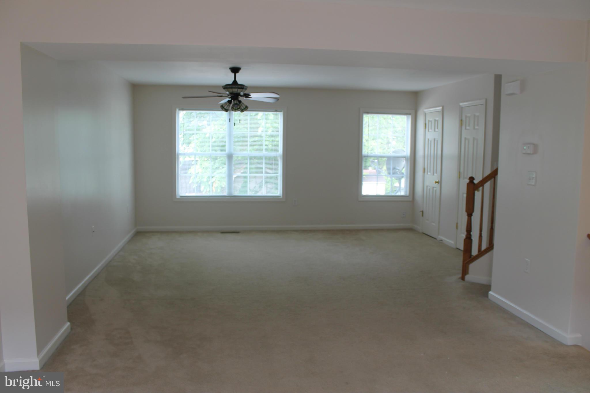 112 Lance Street Ranson, WV 25438 - Photo 8 of 30 Living Room