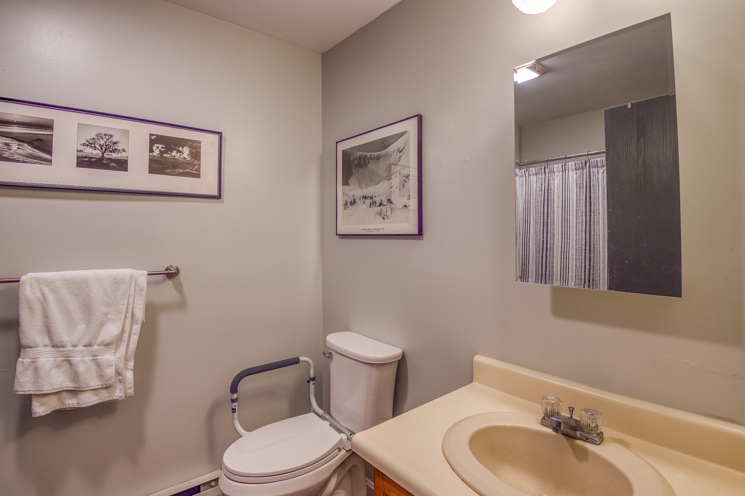 78 Saco Pines Way, Unit 9 Center Conway, NH 03813 - Photo 19 of 37
