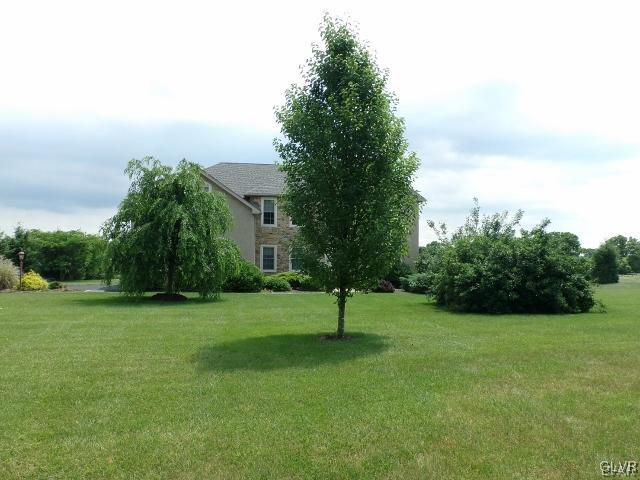 576 Country Club Road Easton, PA 18045 - Photo 8 of 8 Gallery Image 8