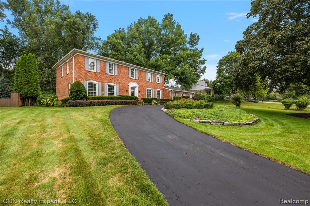 746 Birch Tree Lane Rochester Hills, MI 48306 - Photo 3 of 70