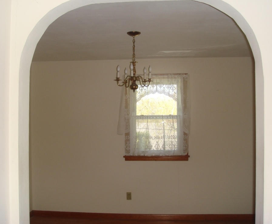 199 Luce Road Williamstown, MA 01267 - Photo 7 of 21 Dining room