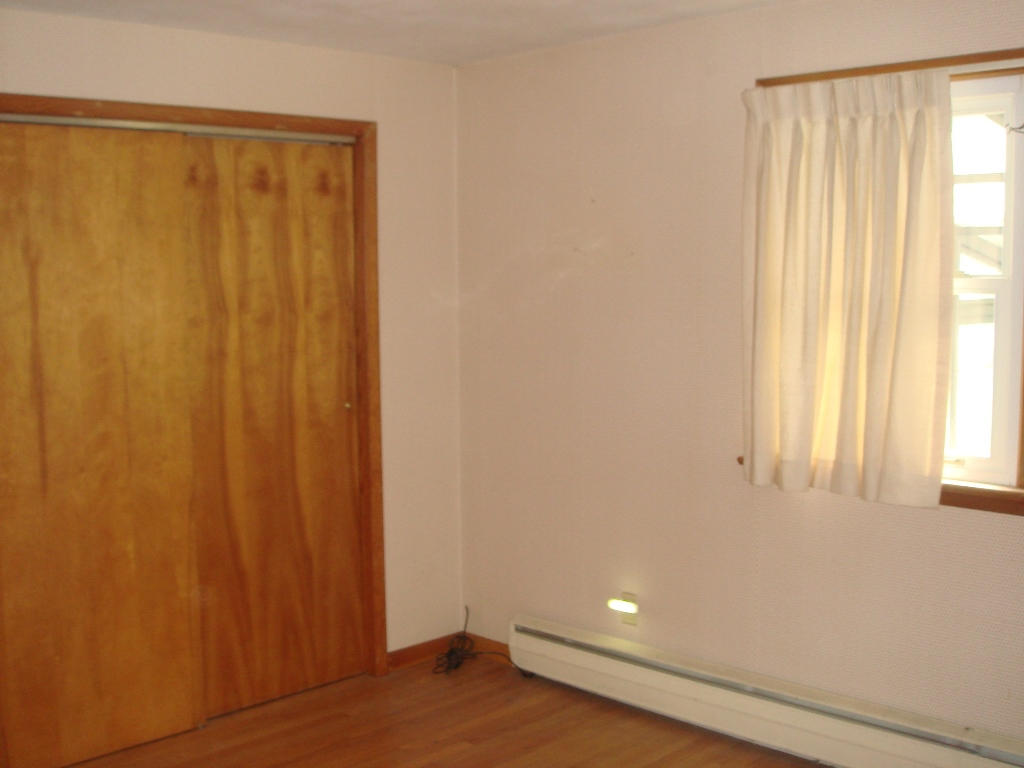 199 Luce Road Williamstown, MA 01267 - Photo 9 of 21 Bedroom 1