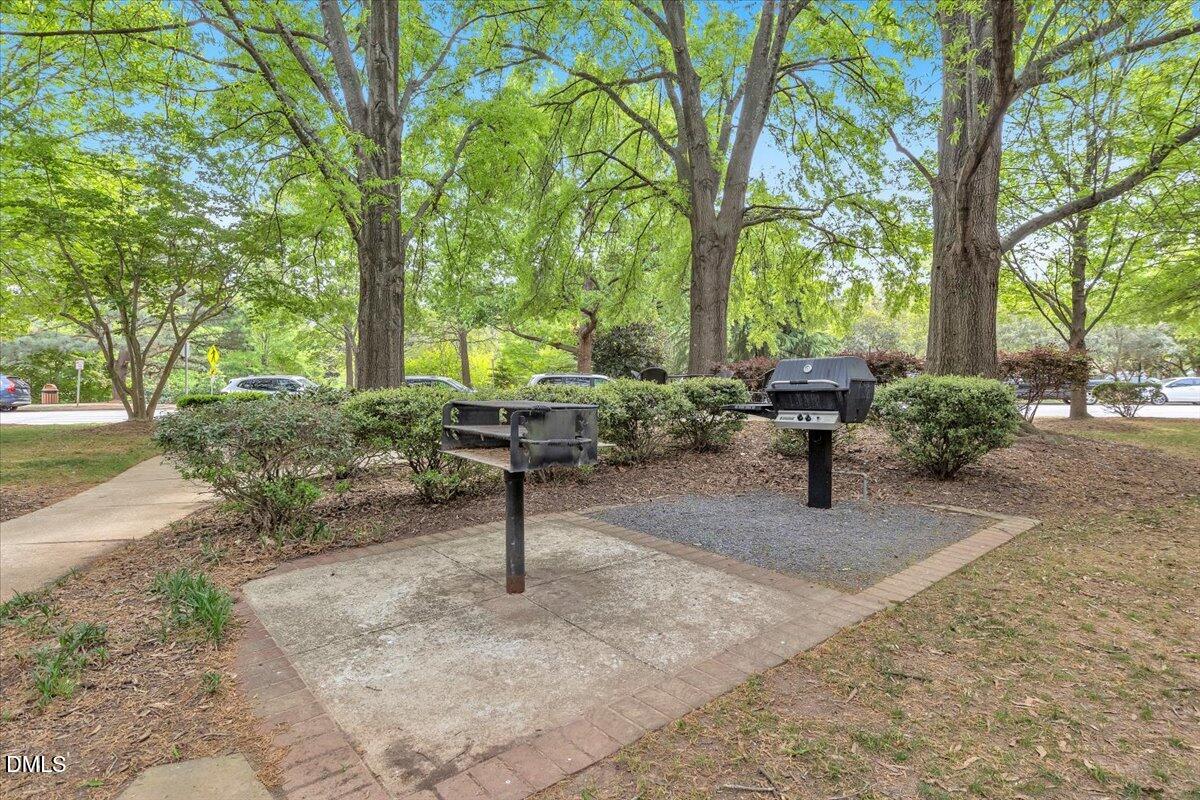 1201 Westview Lane, Unit 305 Raleigh, NC 27605 - Photo 32 of 47