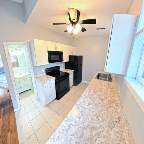 $1,750 | 14 Atkinson Street, Unit 5, Rochester, NY 14608