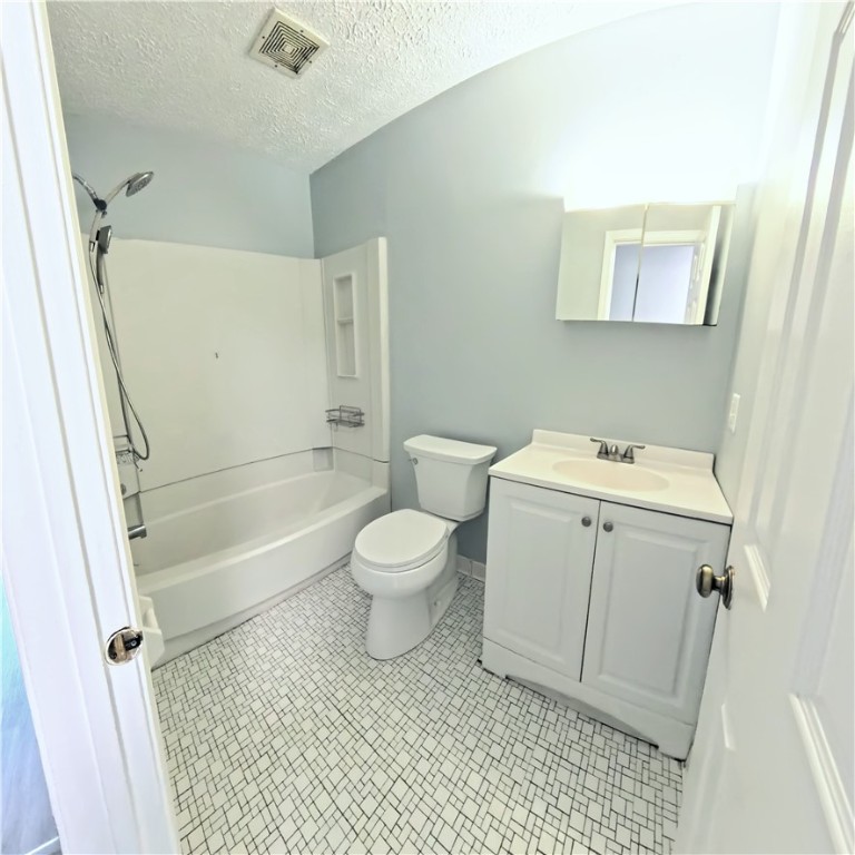 14 Atkinson Street, Unit 5 Rochester, NY 14608 - Photo 24 of 26 second floor full bath