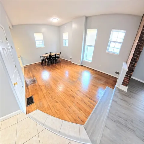 $1,750 | 14 Atkinson Street, Unit 5, Rochester, NY 14608