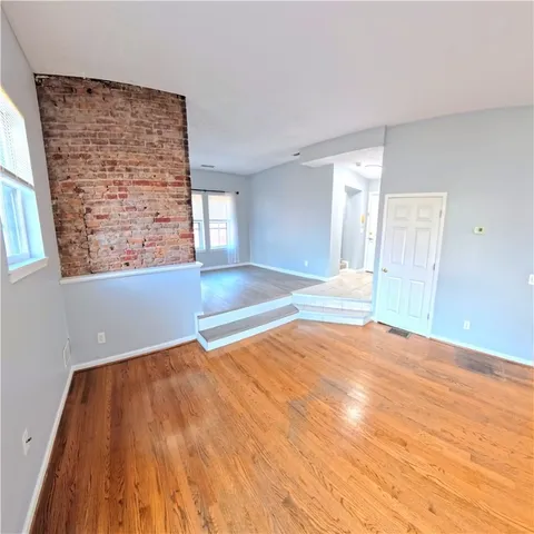 $1,750 | 14 Atkinson Street, Unit 5, Rochester, NY 14608