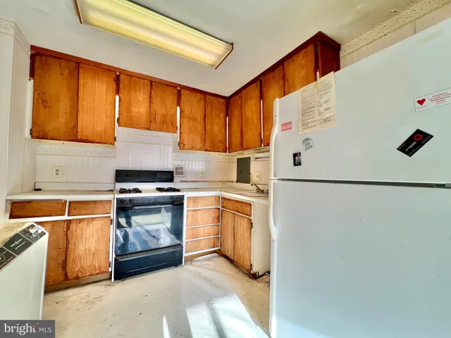 $100,000 | 8830 Piney Branch Road, Unit 402, Silver Spring, MD 20903