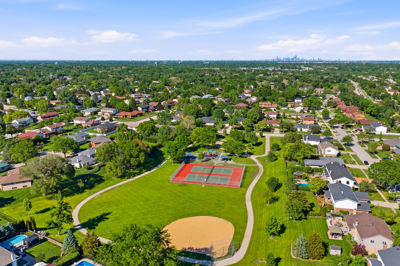6723 Kingswood Road Willowbrook, IL 60527 - Photo 44 of 51 a view of a city