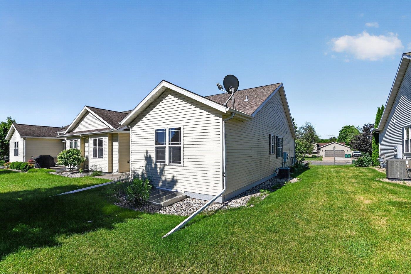 4817 Marsh Road Madison, WI 53718 - Photo 28 of 31