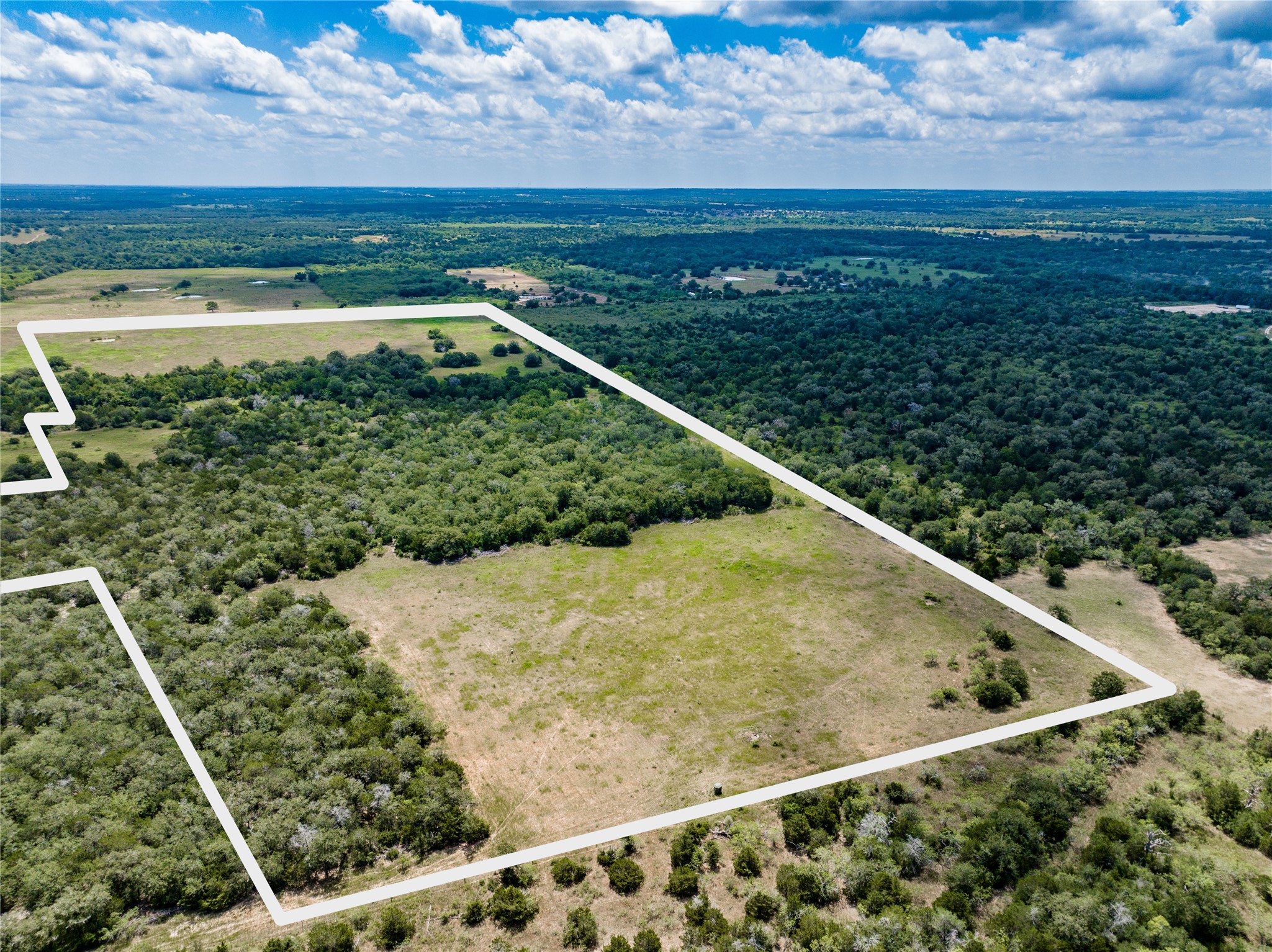 13 Armstrong Road Waelder, TX 78959 - Photo 2 of 6 Gallery Image 2