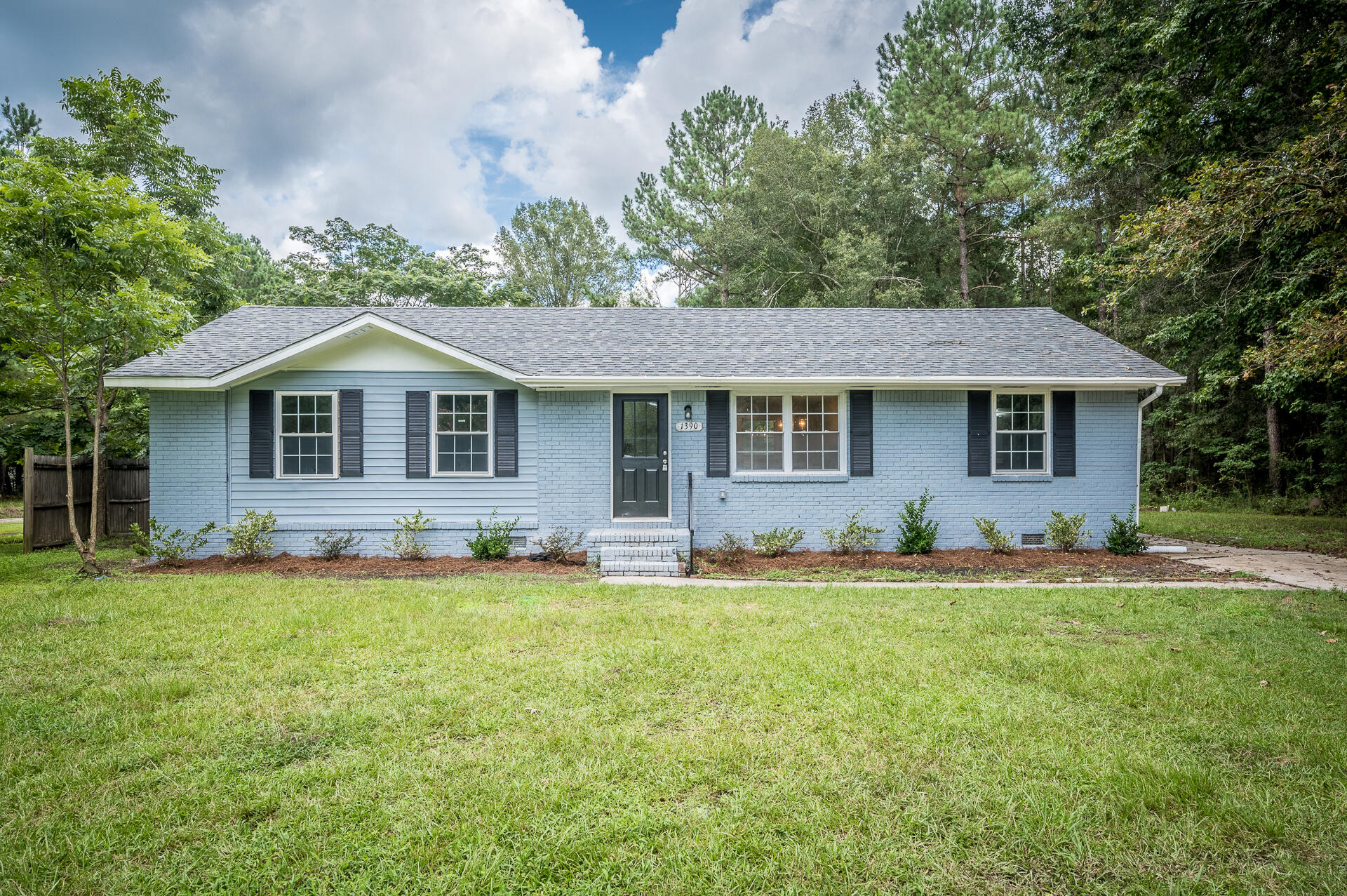1390 Mail Rte Road Bonneau, SC 29431 - Photo 1 of 33 1390MailRoute-01