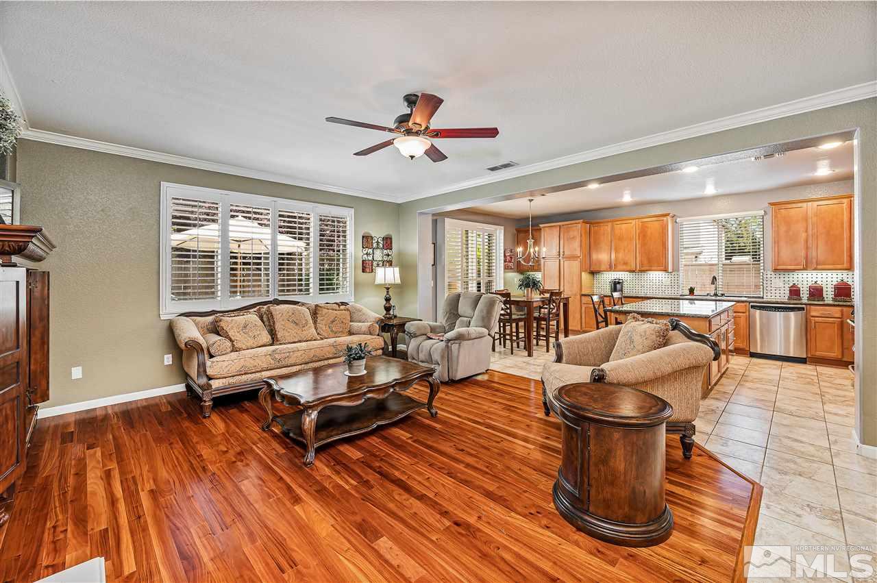 10715 Copper Lake Drive Reno, NV 89521 - Photo 5 of 17 Photo 5