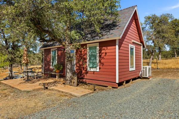 $1,450,000 | 45 Lighthouse Lane, Bangor, CA 95901