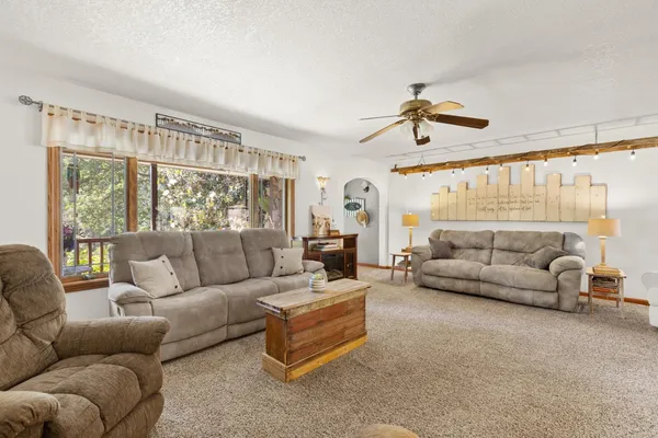 $1,450,000 | 45 Lighthouse Lane, Bangor, CA 95901