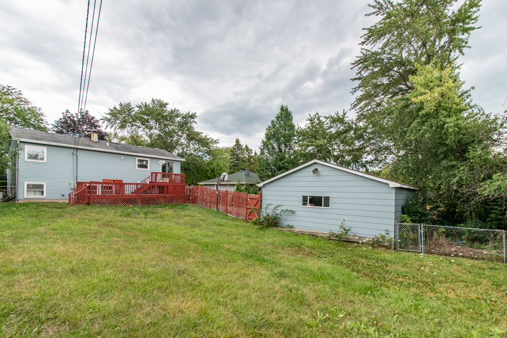 2117 Old Elm Road Lindenhurst, IL 60046 - Photo 14 of 16