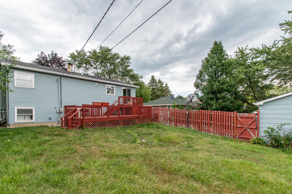 2117 Old Elm Road Lindenhurst, IL 60046 - Photo 15 of 16