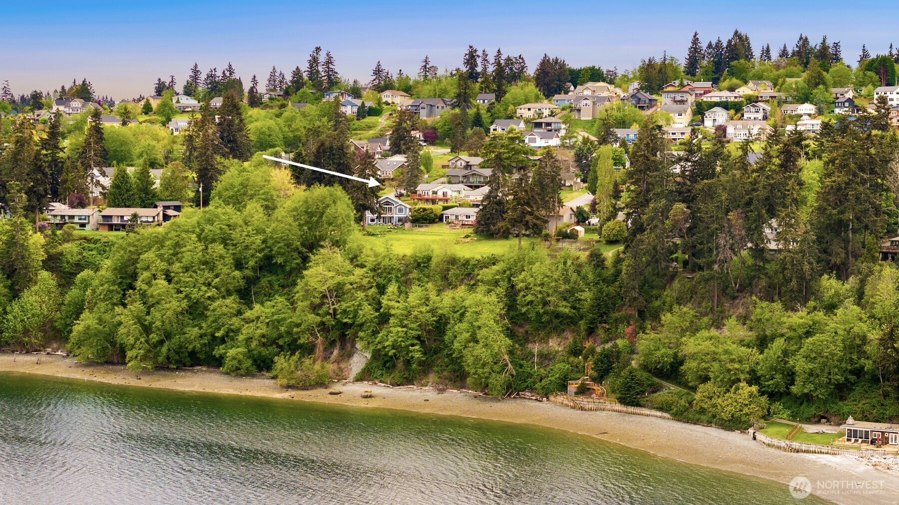 1409 Commodore Place Freeland, WA 98249 - Photo 4 of 38 a view of a yard