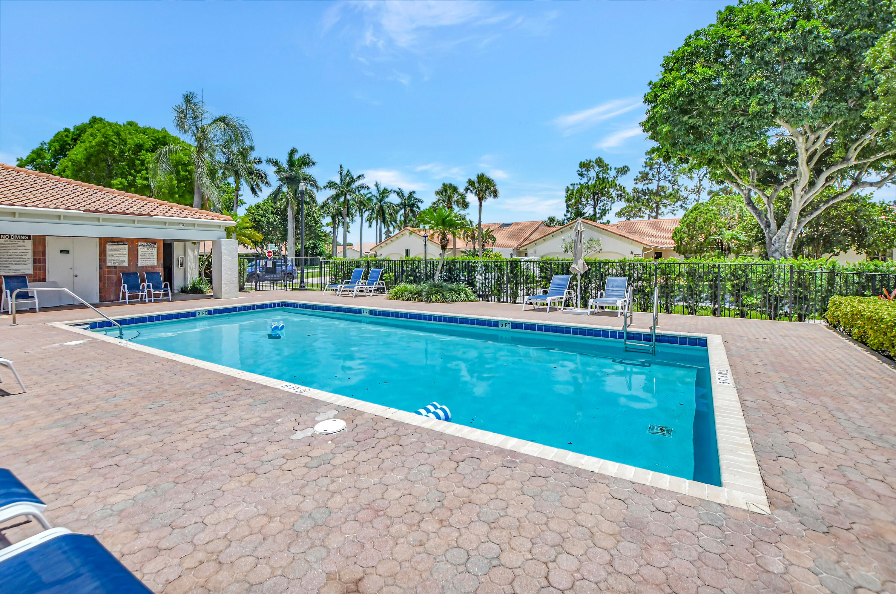 6815 Consolata Street Boca Raton, FL 33433 - Photo 38 of 40 POOL