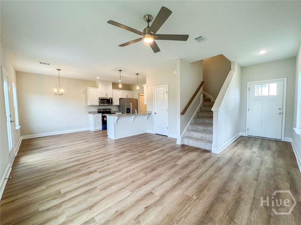 367 Boundary Hall Way Hinesville, GA 31313 - Photo 3 of 24