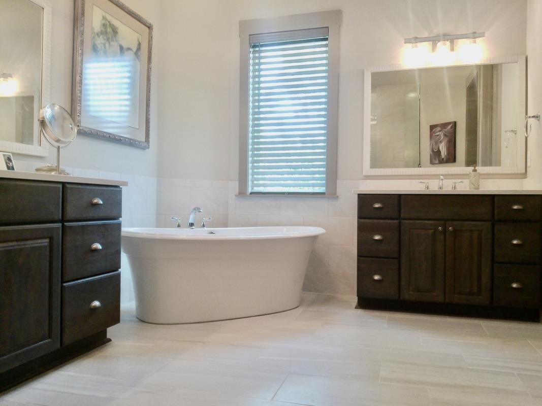 90 Nyes Place St. Augustine, FL 32092 - Photo 16 of 32 a bathroom with a bathtub and a sink