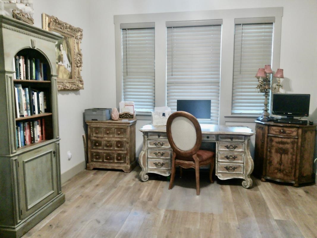 90 Nyes Place St. Augustine, FL 32092 - Photo 10 of 32 a view of a livingroom with furniture