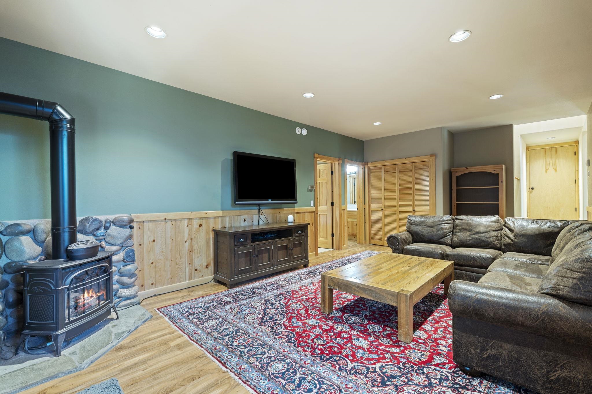 11852 Brookstone Drive Truckee, CA 96161 - Photo 12 of 20