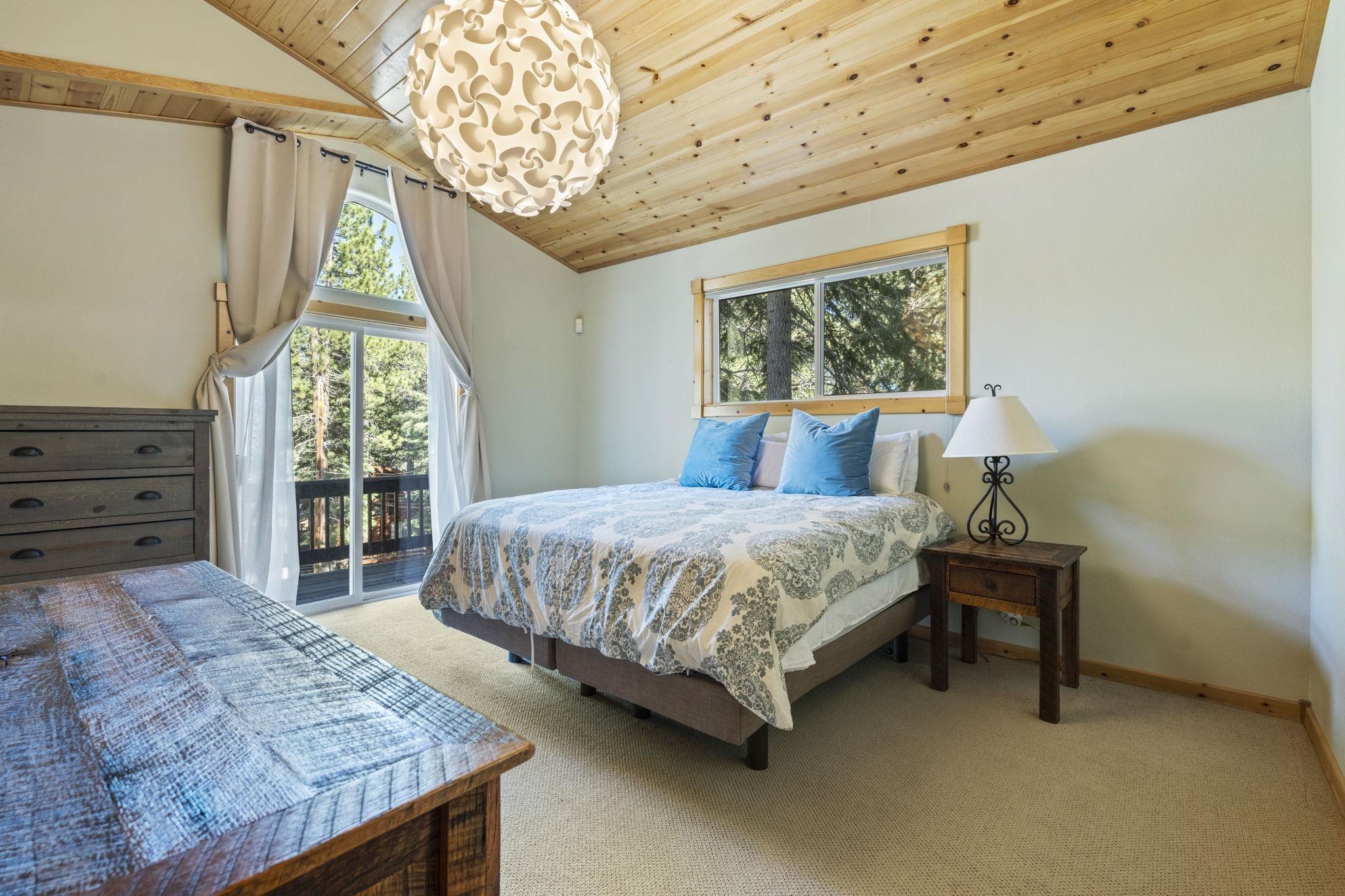 11852 Brookstone Drive Truckee, CA 96161 - Photo 16 of 20