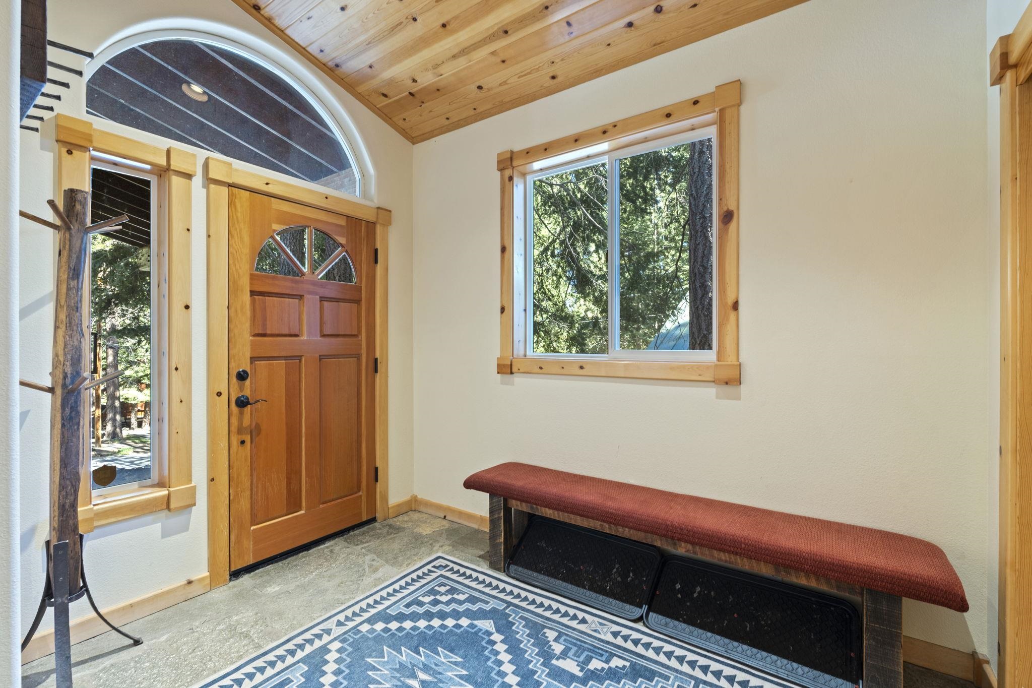 11852 Brookstone Drive Truckee, CA 96161 - Photo 2 of 20