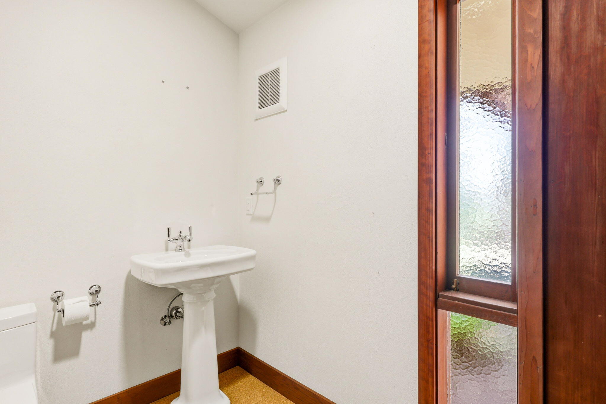 155 Terrace Street Ashland, OR 97520 - Photo 71 of 93 a bathroom with a sink mirror and window