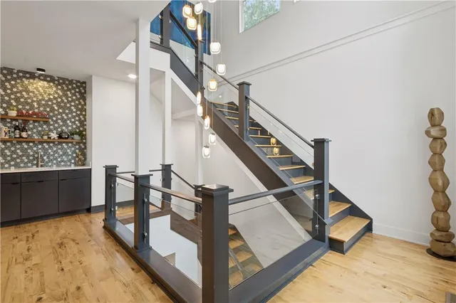 $1,150,000 | 1913 West 48th Street, Westwood, KS 66205