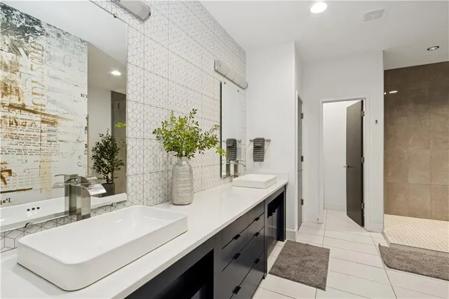 $1,150,000 | 1913 West 48th Street, Westwood, KS 66205