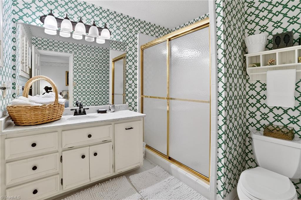 1319 Heathcliff Court High Point, NC 27262 - Photo 35 of 49