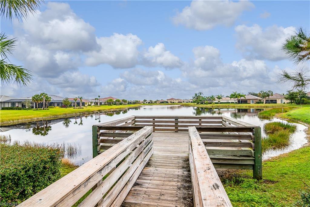 2022 Fairmont Lane Naples, FL 34120 - Photo 32 of 33 a view of a city