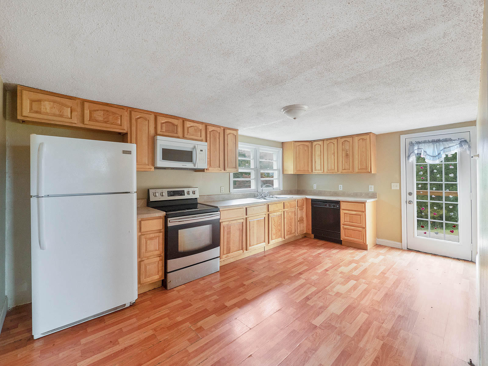 330 Ridgeland Road Rossville, GA 30741 - Photo 8 of 22 330_Ridgeland-4