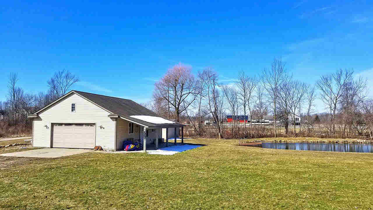 923 Thayer Road Ortonville, MI 48462 - Photo 47 of 53 21425487-46.JPG