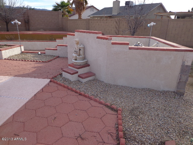 1839 East Apollo Road Phoenix, AZ 85042 - Photo 35 of 44 Backyard view 4
