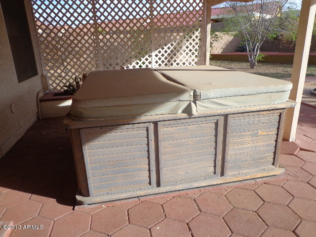 1839 East Apollo Road Phoenix, AZ 85042 - Photo 40 of 44 Hot tub