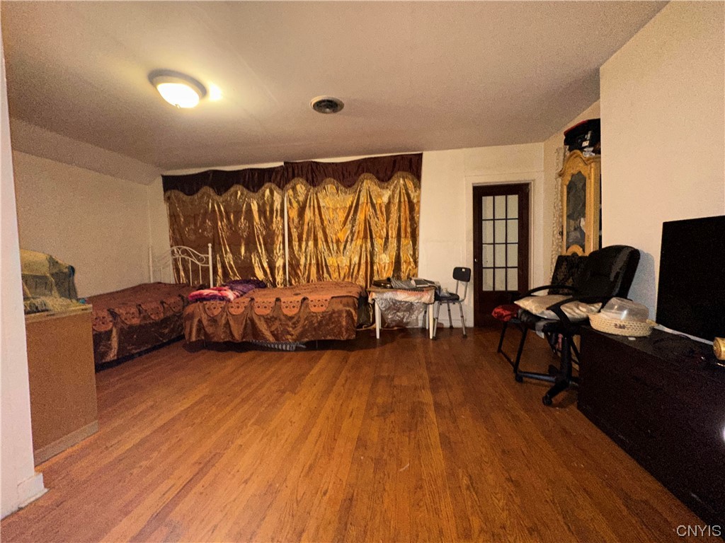 417 Kirkpatrick Street Syracuse, NY 13208 - Photo 11 of 13