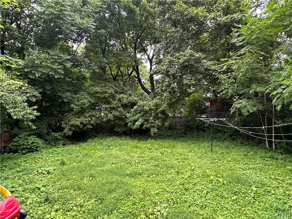 417 Kirkpatrick Street Syracuse, NY 13208 - Photo 13 of 13