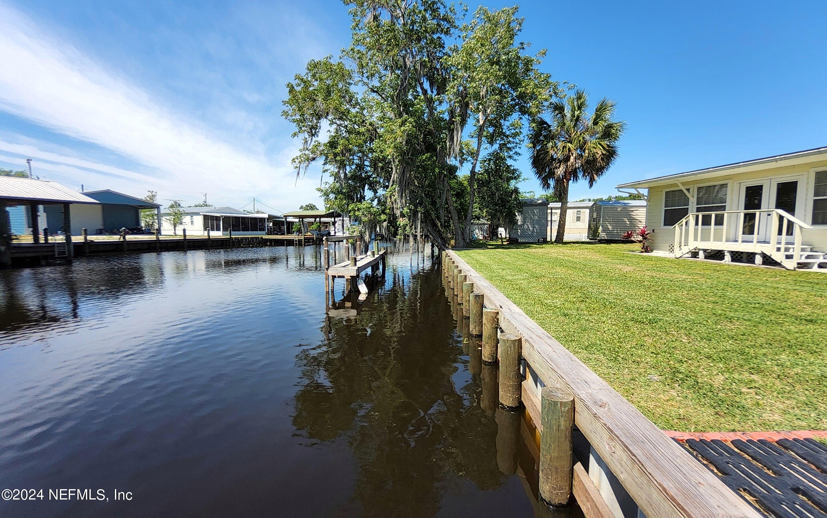 44 Scott Welaka, FL 32193 - Photo 11 of 35 a view of swimming pool from a balcony