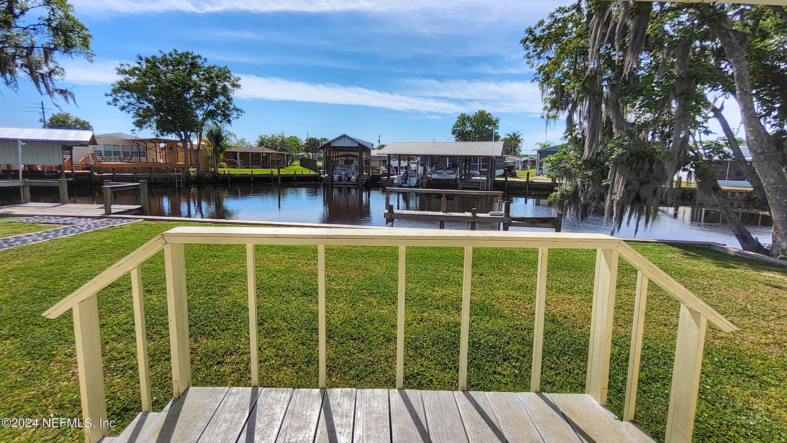 44 Scott Welaka, FL 32193 - Photo 30 of 35 a view of a swimming pool with a patio
