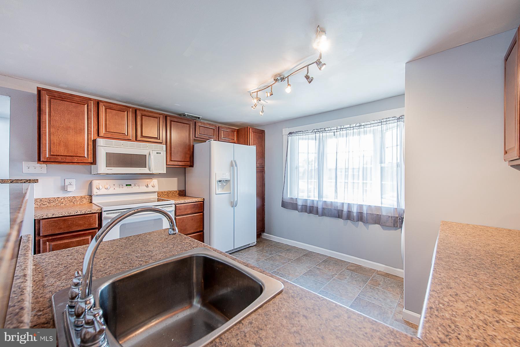 2413 Brunswick Road Baltimore, MD 21227 - Photo 8 of 30 Keep Sink