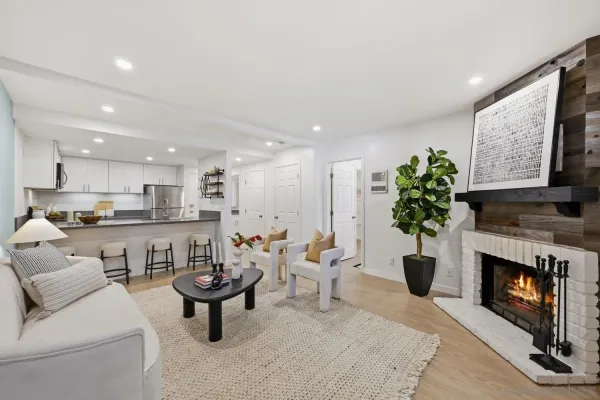 $545,000 | 8362 Via Sonoma, Unit C, La Jolla, CA 92037