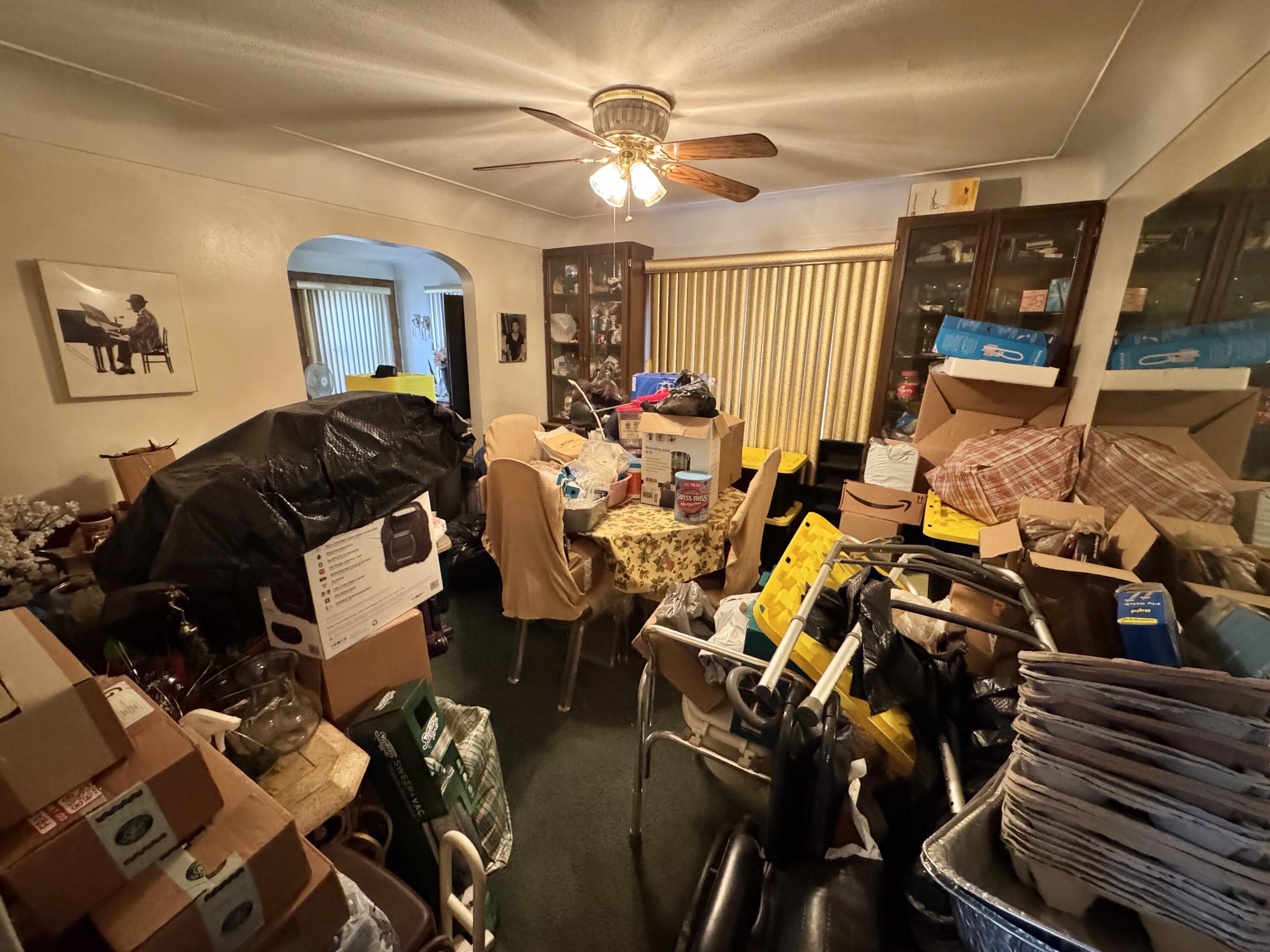 9922 Yorkshire Road Detroit, MI 48224 - Photo 3 of 15 IMG_9224