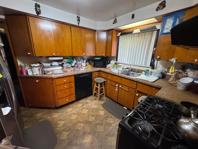 $85,000 | 9922 Yorkshire Road, Detroit, MI 48224