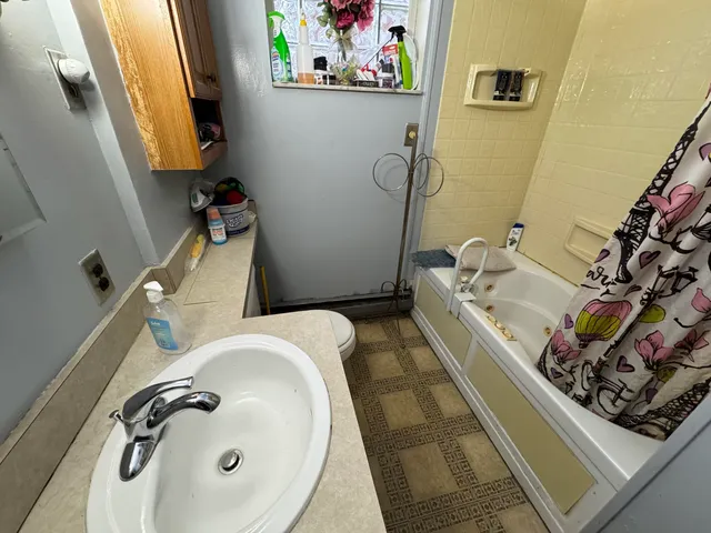 $85,000 | 9922 Yorkshire Road, Detroit, MI 48224