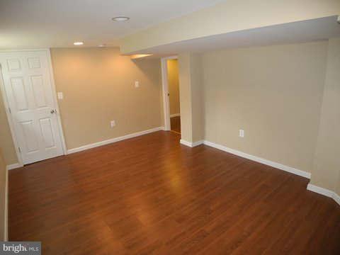 126 West Edgevale Road Baltimore, MD 21225 - Photo 27 of 29 Bedroom (Master)