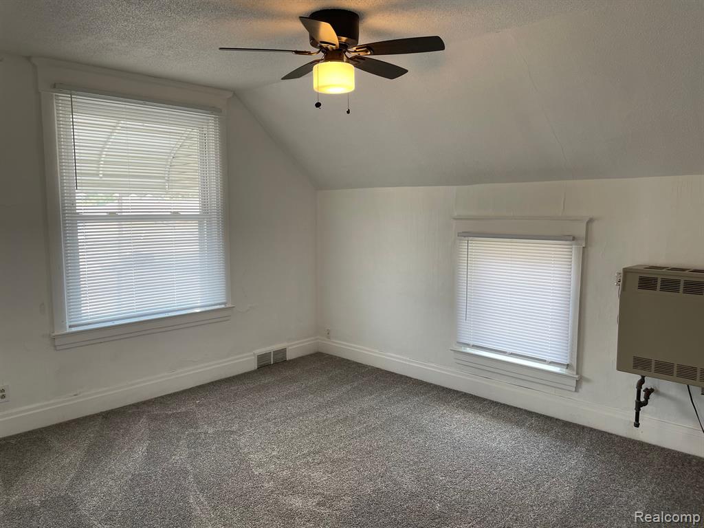 7562 Miller Road Swartz Creek, MI 48473 - Photo 4 of 8